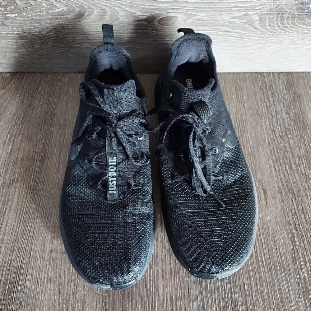 Nike Free TR 8 Training Shoes Black 942888-002 Lace Up Womens - Size 11